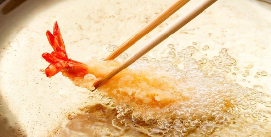 沸腾的油锅 来源丨网络